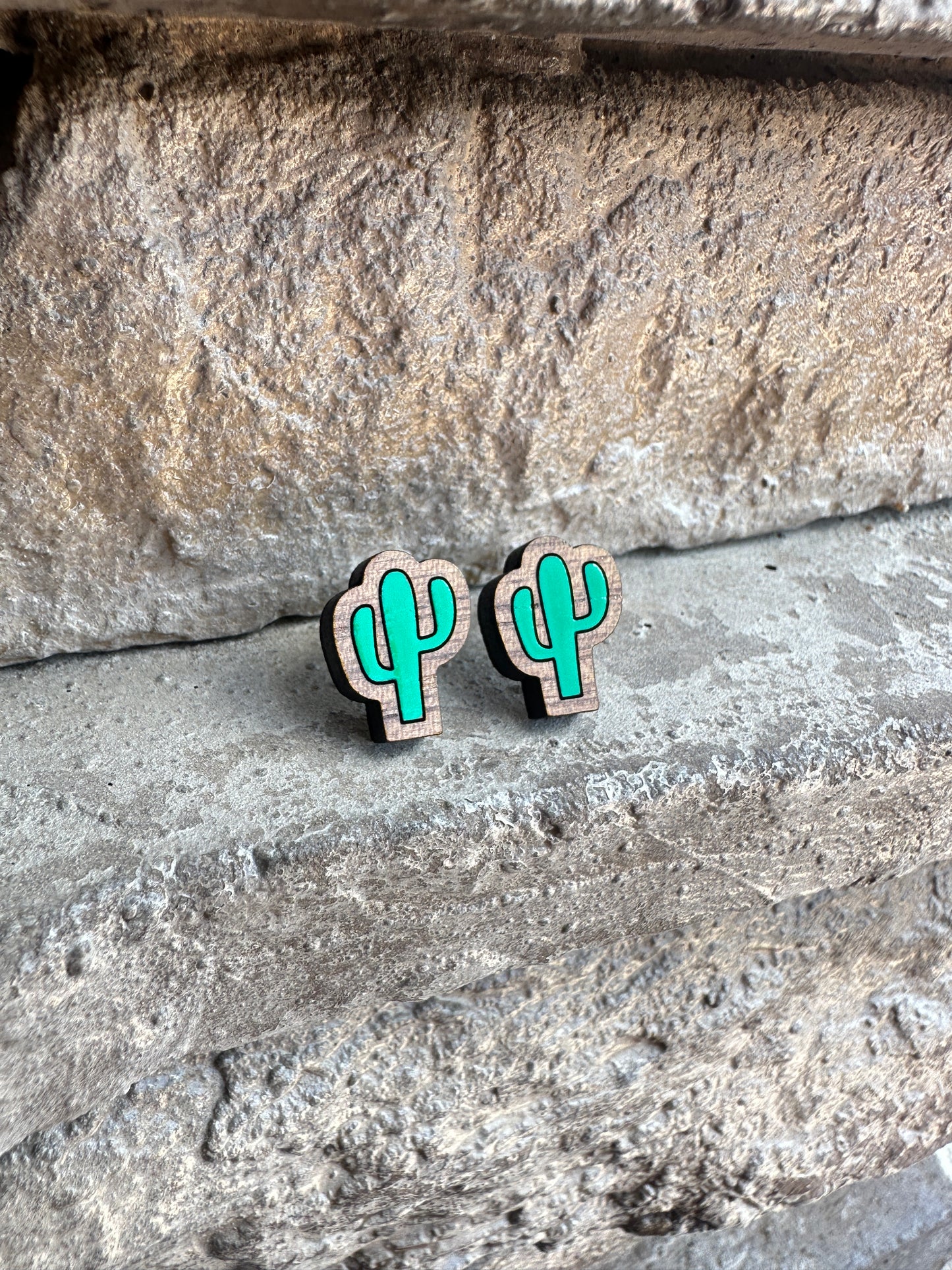 Cactus Walnut Wood Stud