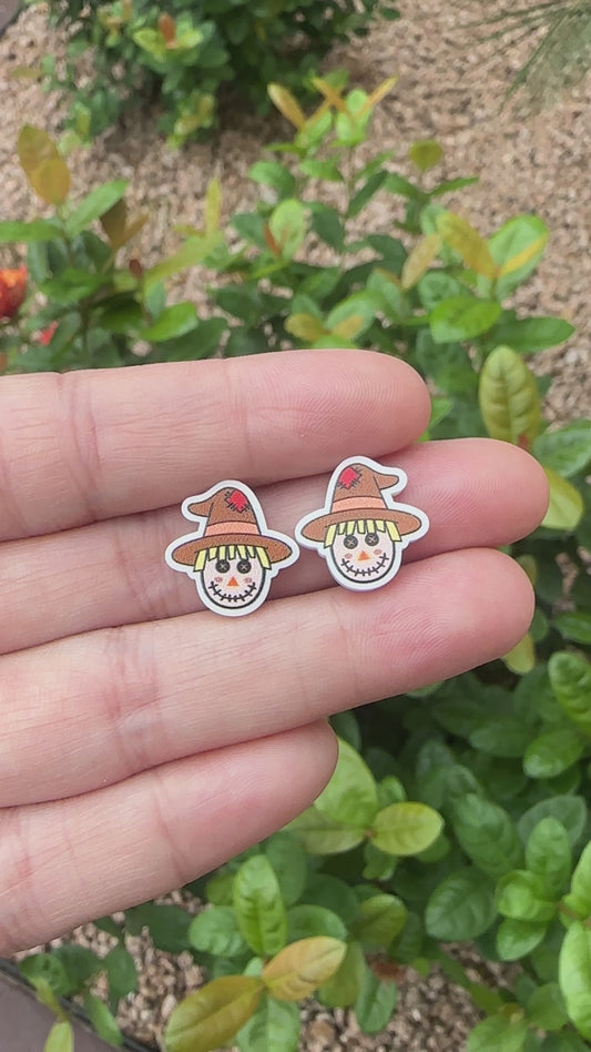 Scarecrow Stud Earrings | Fall | Thanksgiving Earrings