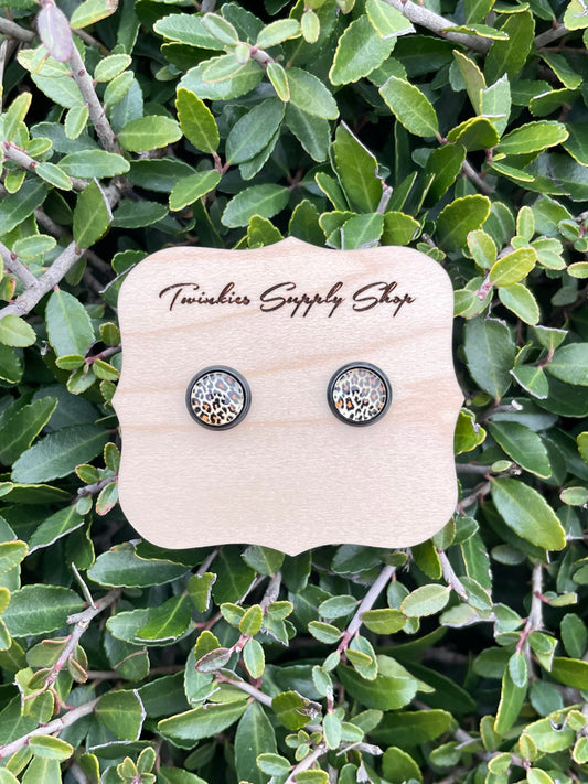 8mm Leopard Print Earrings